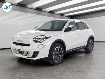 FIAT 600 1.2 hybrid La Prima 110cv auto